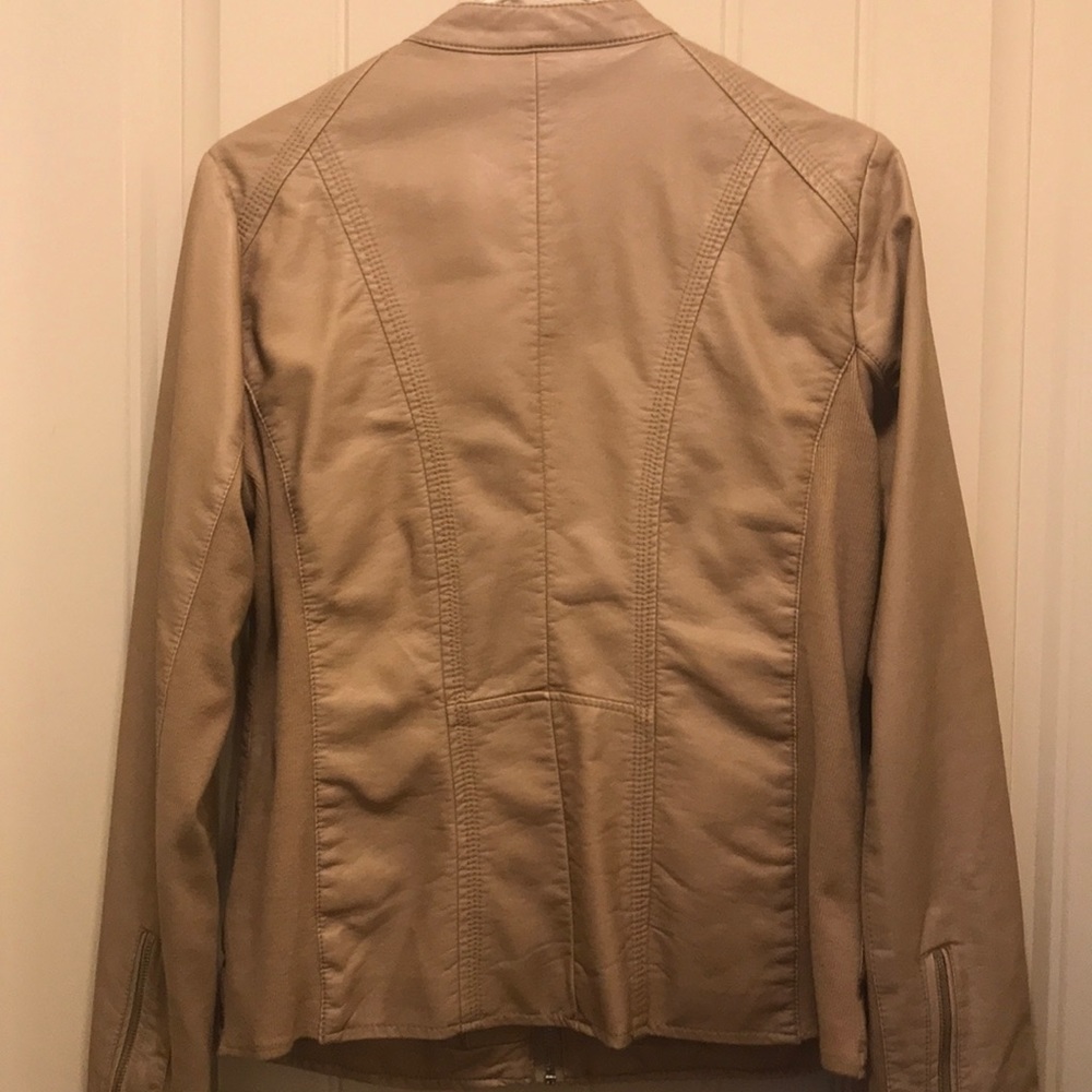Cream jacket - Picture 4 of 4